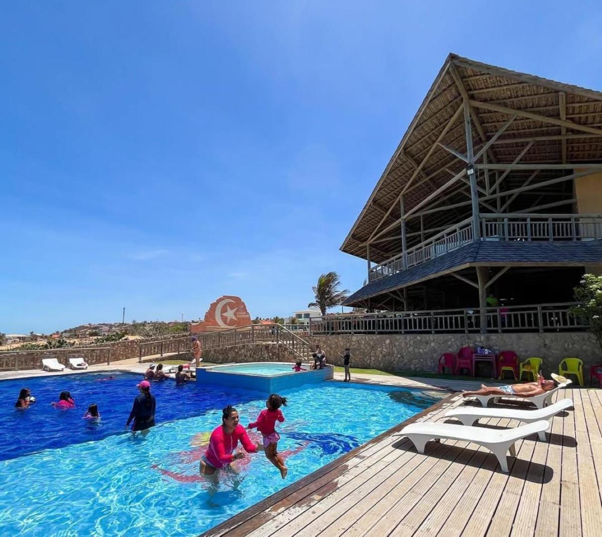 Pousada Terral - Broadway Em Canoa Quebrada Exterior foto